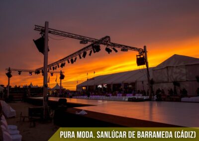 PURA MODA. SANLÚCAR DE BARRAMEDA (CÁDIZ)